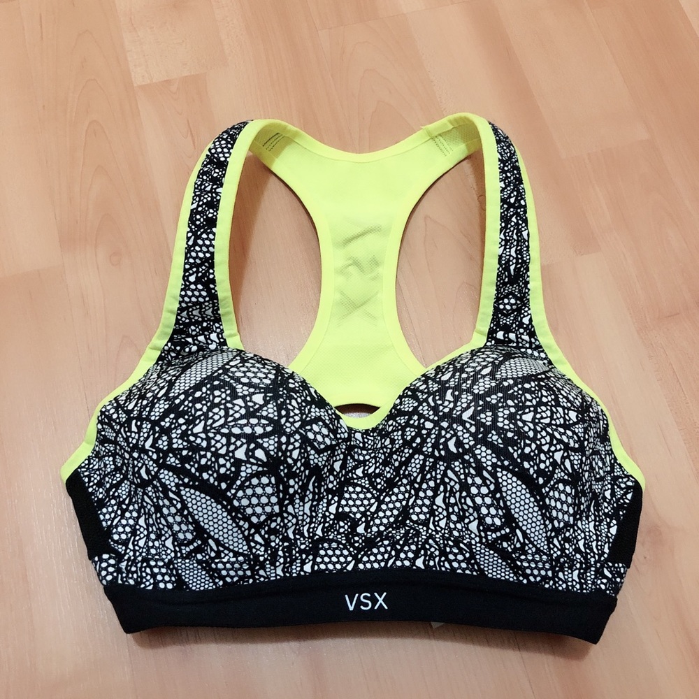 Victoria Secret Sports Bra